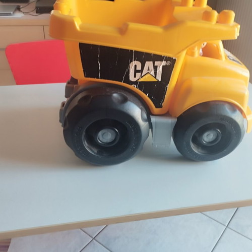 Mega Bloks Cat Dump Truck used with driver figure