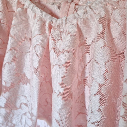 Lace bodysuit pink like new, size L