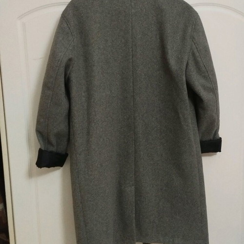 Bershka gray coat size M like new