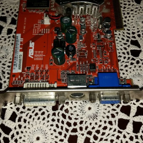 Asus Radeon 9950 128MB AGP graphics card used with artifacts