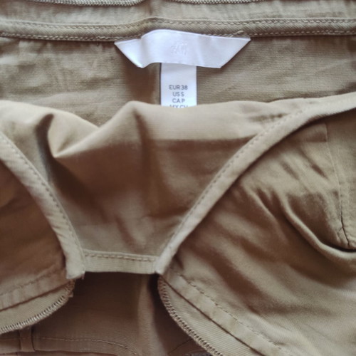 H&M top and Zara midi skirt like new, sizes S and 38