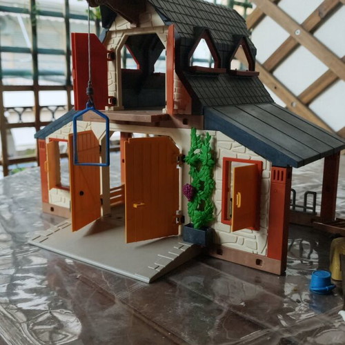 Playmobil 3072 αγροτικό σετ μεταχειρισμένο, πολύ καλή κατάσταση με μικρές ελλείψεις