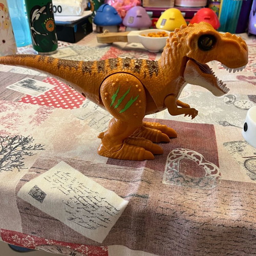 ZURU Robo Alive electronic dinosaur T-Rex like new