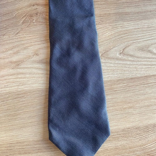 Tie in excellent condition
