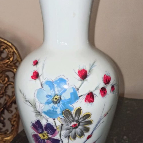 Porcelain vase Bavaria Germany vintage, like new