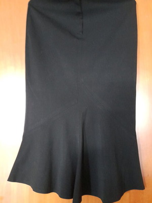 Bell Air midi skirt black like new size medium