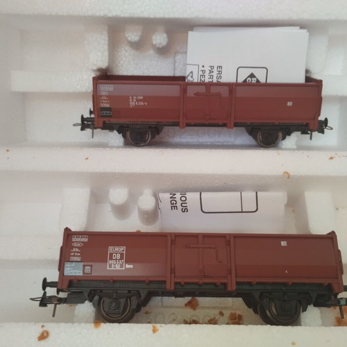 Roco HO Scale Commercial Wagons pack of 5 like new
