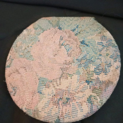 Double mirror used with tapestry