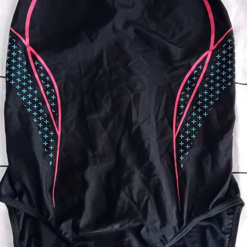 Speedo women's black one-piece swimsuit new, sizes 38/40