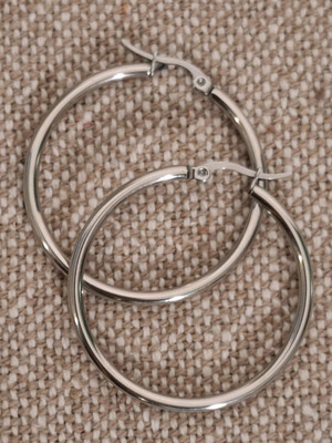 Steel hoop earrings like new, silver, 3.5 cm diameter