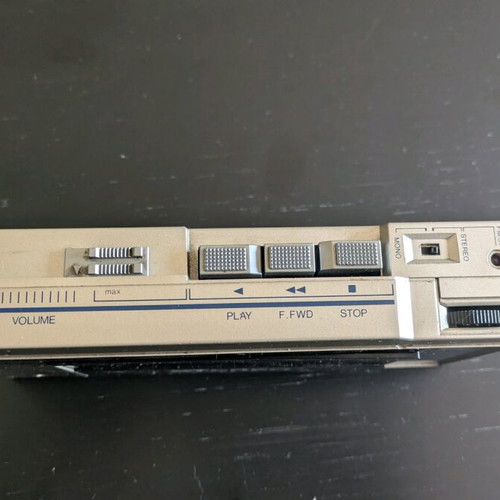 Unisef Stereo Walkman AM-FM SP-507 used for repair