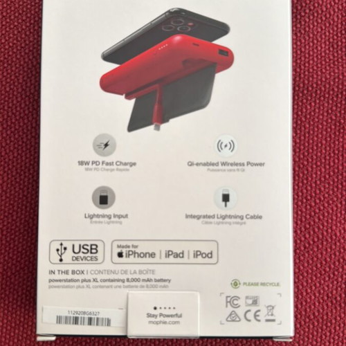 Supreme x Mophie powerstation plus XL powerbank used 8000mAh