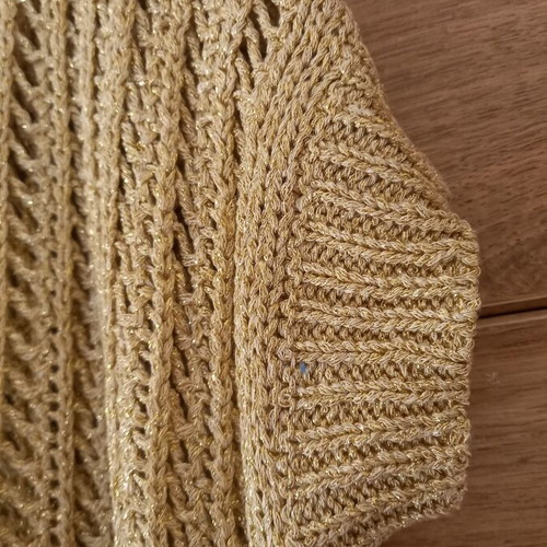 Knitted blouse new, gold, size XL