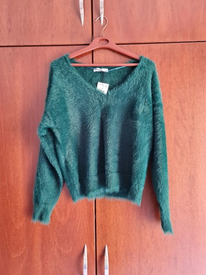 Velour sweater Mango new, small, green, 100% polyamide