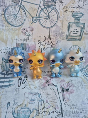 Poopsie Sparkly Critter toy set like new