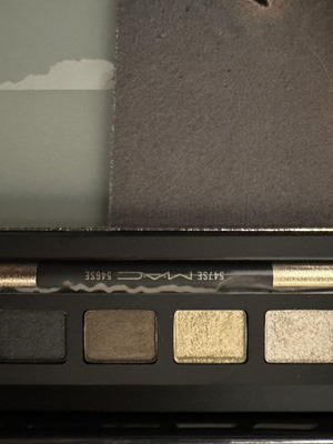 Mac eyeshadow palette, new