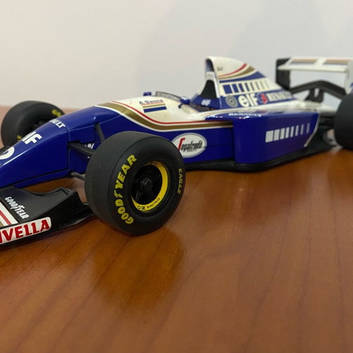 Williams FW-16 Lang scale 1/18 like new