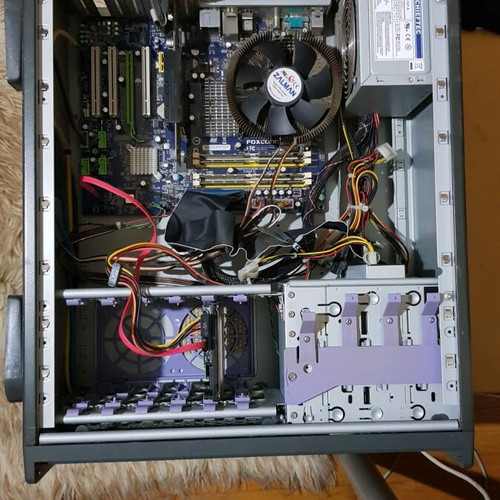 Used computer with Pentium E5300, 6GB RAM, Foxconn P43A motherboard