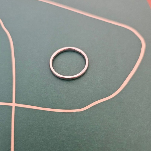 Steel ring like new, silver color