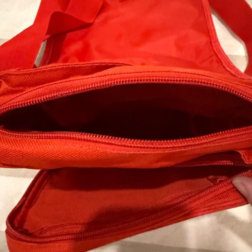 Pucca Funny Lovestory crossbody bag red like new