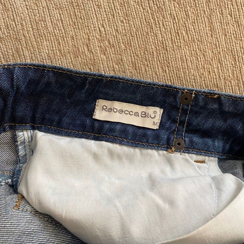 Y2K denim mini skirt Rebecca Blu like new, size Medium