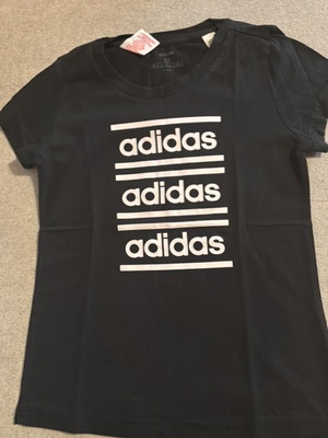 Adidas girls' t-shirt new, unworn, black with white print, size 152 cm
