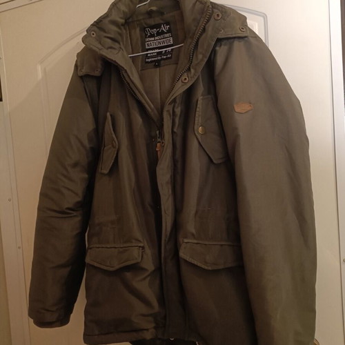 Men's jacket used, size large, with small defect