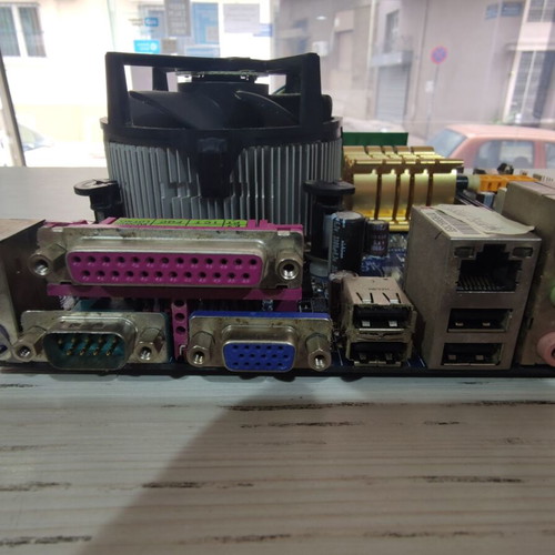 Gigabyte Motherboard 8I945GZME-RH like new with Intel Core2 4300 CPU and 512MB Ram