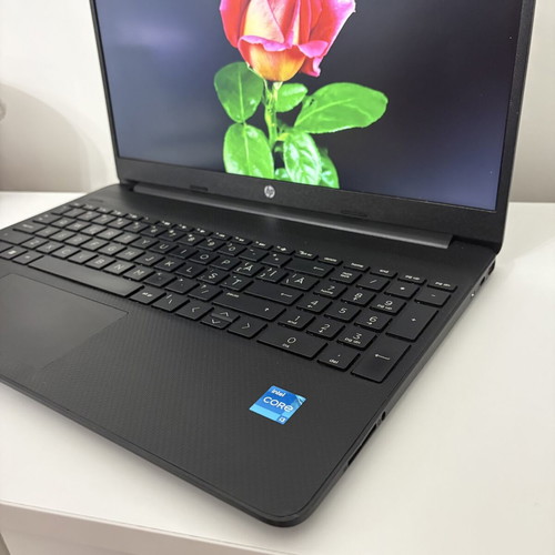HP 15s-fq5040nq Laptop with Intel Core i3-1215U, 8GB RAM, 256GB SSD