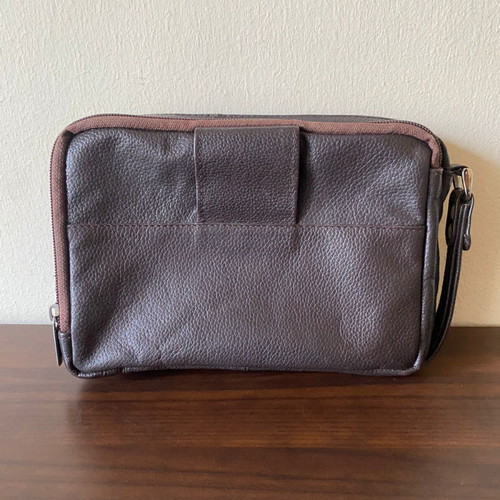 Lavor 100% leather hand bag new