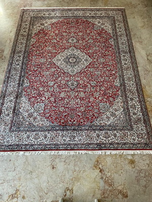 Kashmir silk rug like new 8.14m2