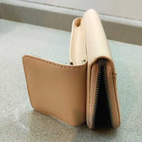 Premium beige wallet and phone case 2 in 1, magnetic and zipper