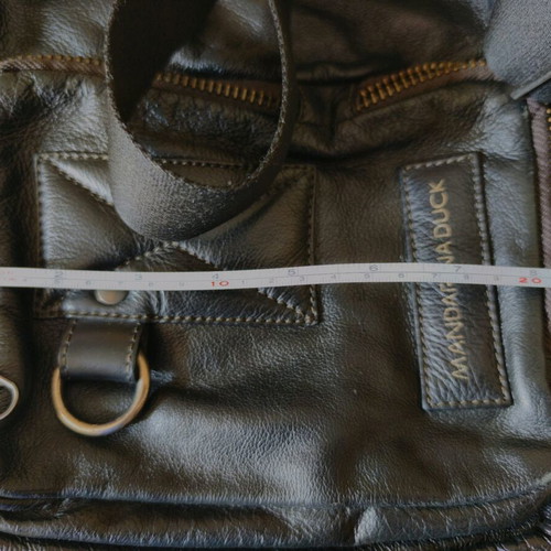 Mandarina Duck leather crossbody bag black like new