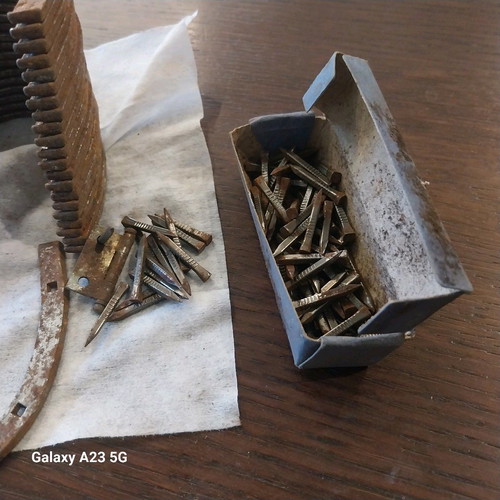 Horseshoes and nails new, pack of 22 pieces