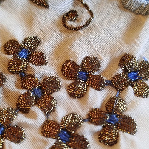 Set of 3 vintage table linens used from the 80s
