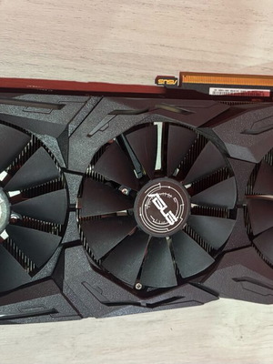 Asus GeForce GTX 1080 8GB ROG Strix κάρτα γραφικών μεταχειρισμένη με πρόβλημα εκκίνησης
