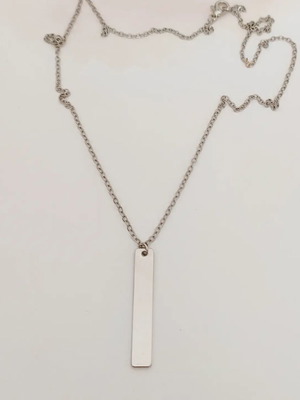 Unisex modern stainless steel necklace new in gold and silver tones