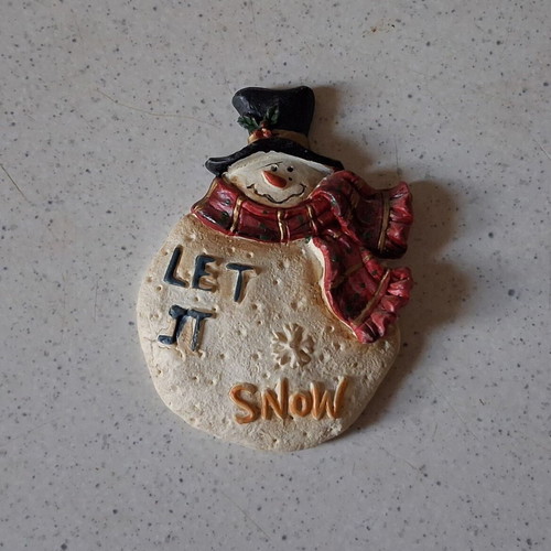 Christmas Magnet Snowman "Let It Snow" like new