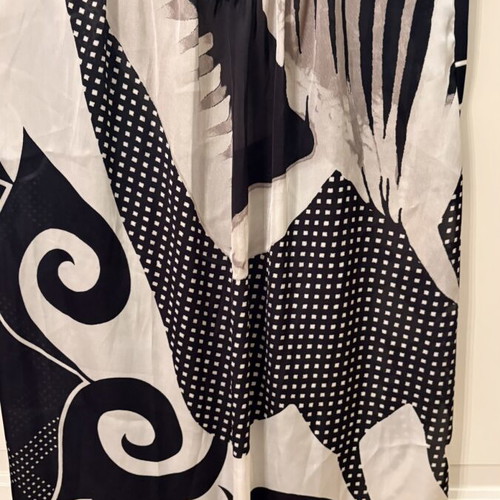 Benetton black and white short dress size S like new