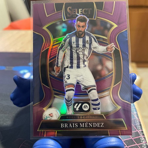 Select La Liga 2025/26 Brais Mendez Purple card like new