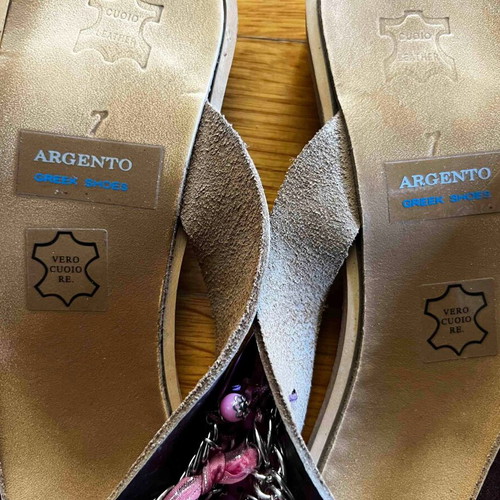 Leather sandals used with pink decoration, size 37