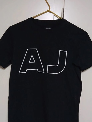 Armani Jeans μπλούζα με λογότυπο AJ σε μαύρο, μέγεθος M