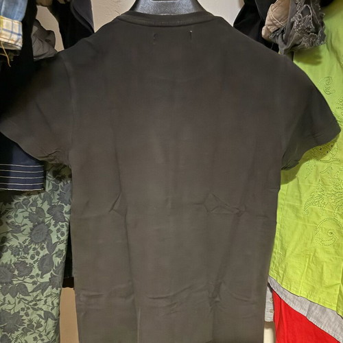T-shirt graphic comic style black medium used