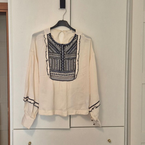 Sfera blouse like new with embroidery, boho style, size S, beige and blue