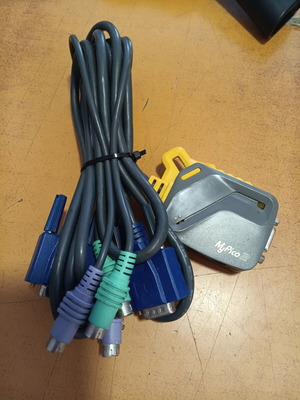 MyPico2 KMP2PC cables like new for 2 PCs with one monitor, mouse, keyboard