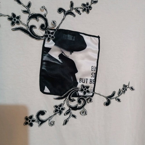 White Anel short-sleeve blouse with black embroidered print like new