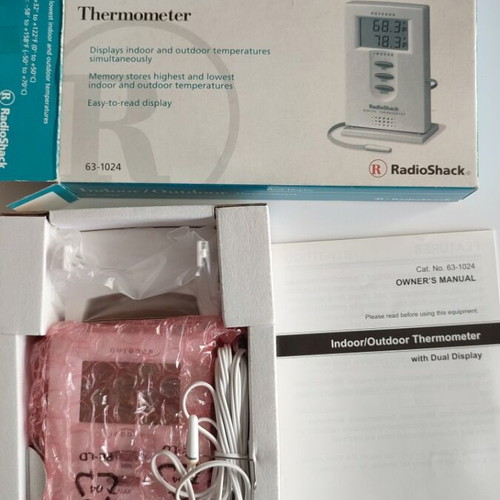 RadioShack Dual Display Indoor/Outdoor Digital Thermometer new