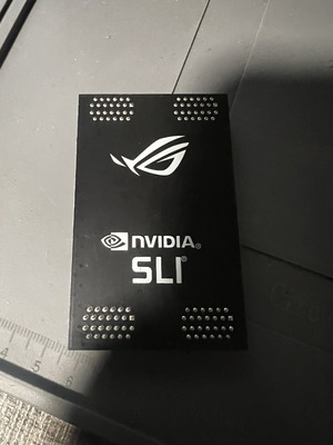 NVIDIA SLI bridge for GPU connection