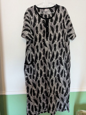 Dress XXL like new, black and gray