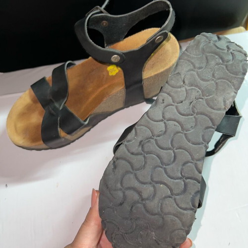 Anatomic sandals like new, black, size 36